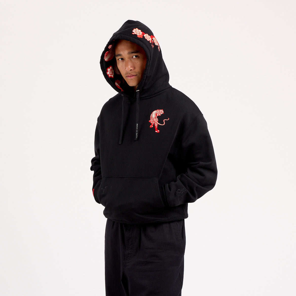 Siberian Hood Black-thumbmail-5