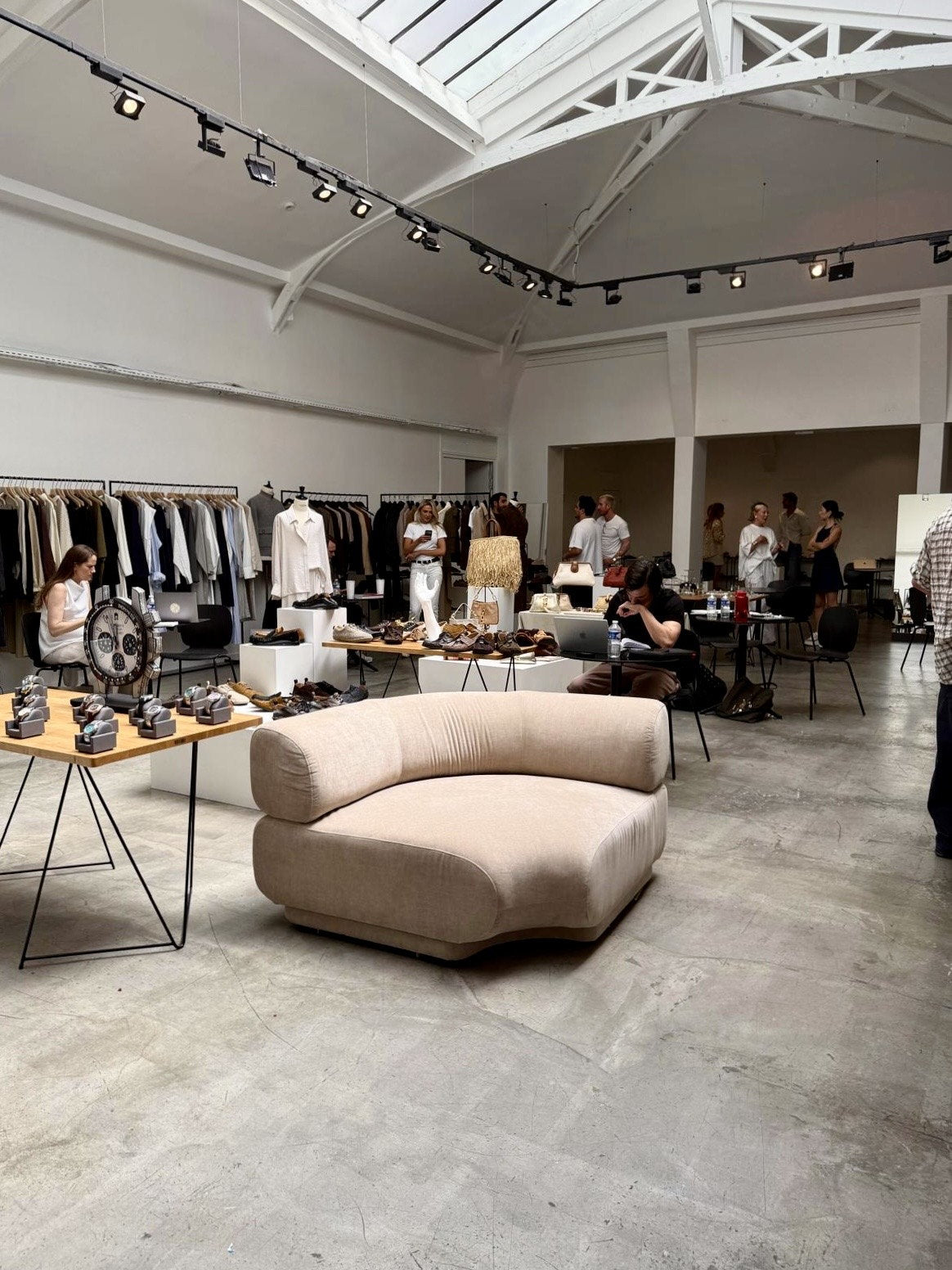 Inside Mandatory, Paris